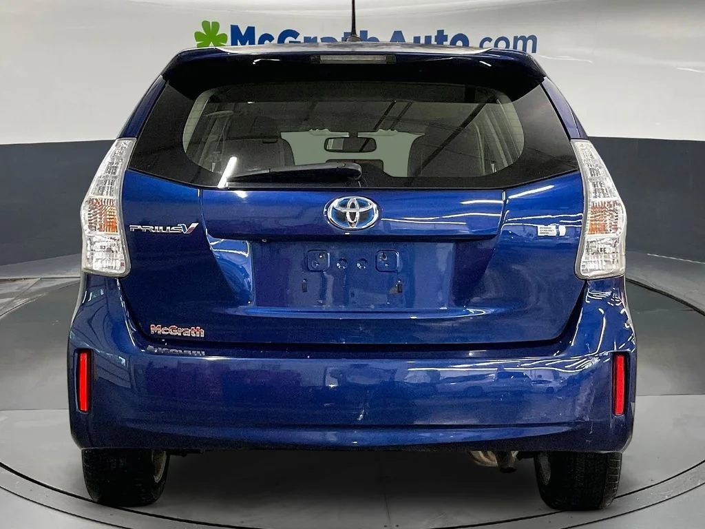 Used 2013 Blue Toyota Five image 6