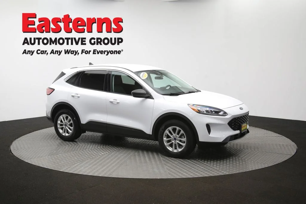 Used 2022 White Ford SE image 48