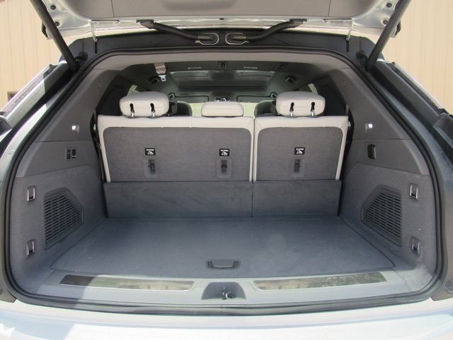 2025 Cadillac Escalade IQ Sport 1 - Photo 11