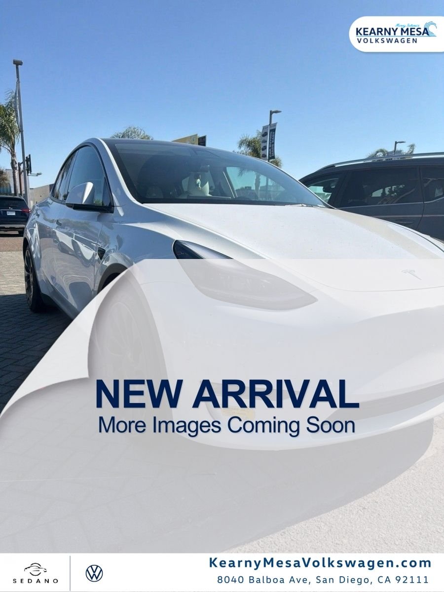 Used 2022 Pearl White Multi-Coat Tesla Performance image 1