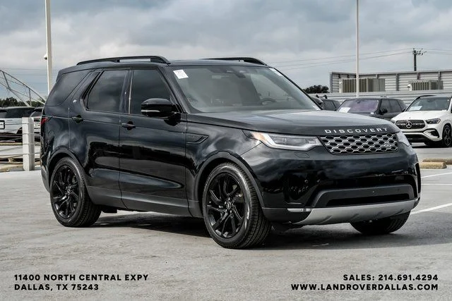 Used 2025 Santorini Black Metallic Land Rover S image 4
