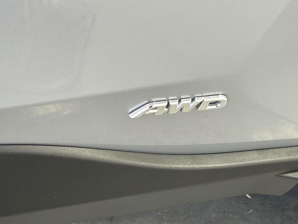 Certified Used 2025 Silver Toyota XLE Premium image 9
