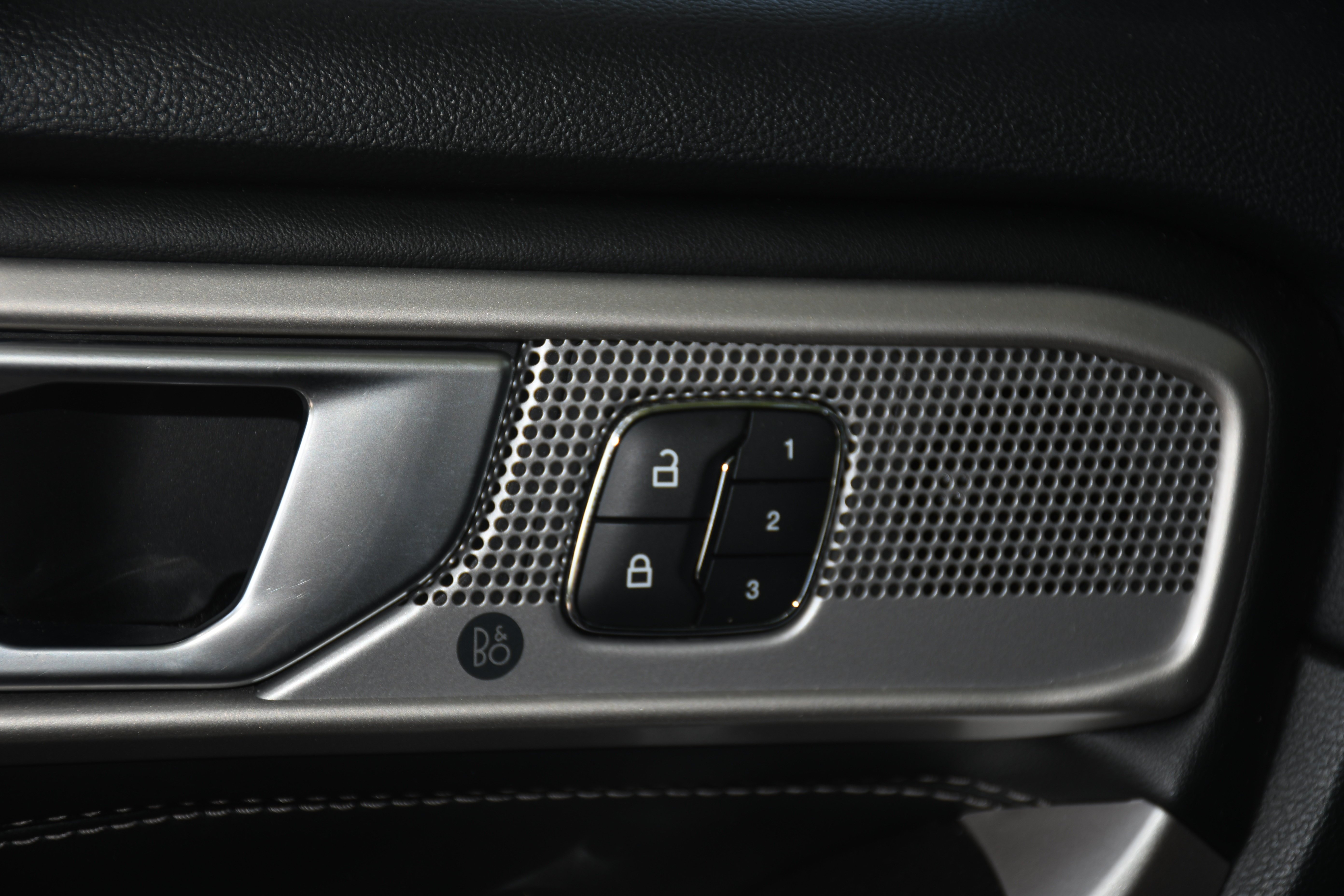 Used 2023 Black Ford Limited image 11