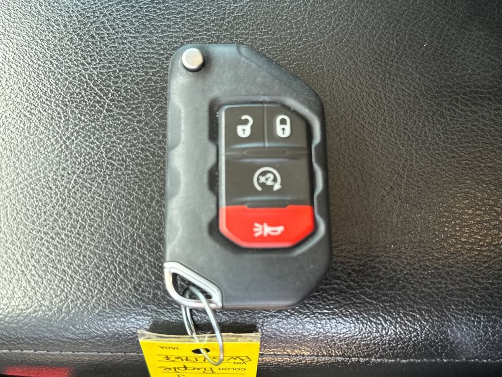 Used 2023 Purple Jeep Rubicon image 37