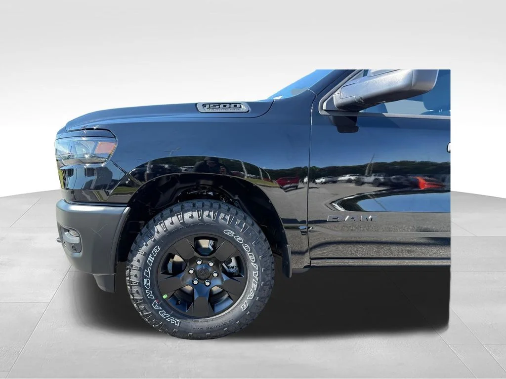 New 2026 Diamond Black Crystal Pearl-Coat Exterior Paint RAM Warlock image 28
