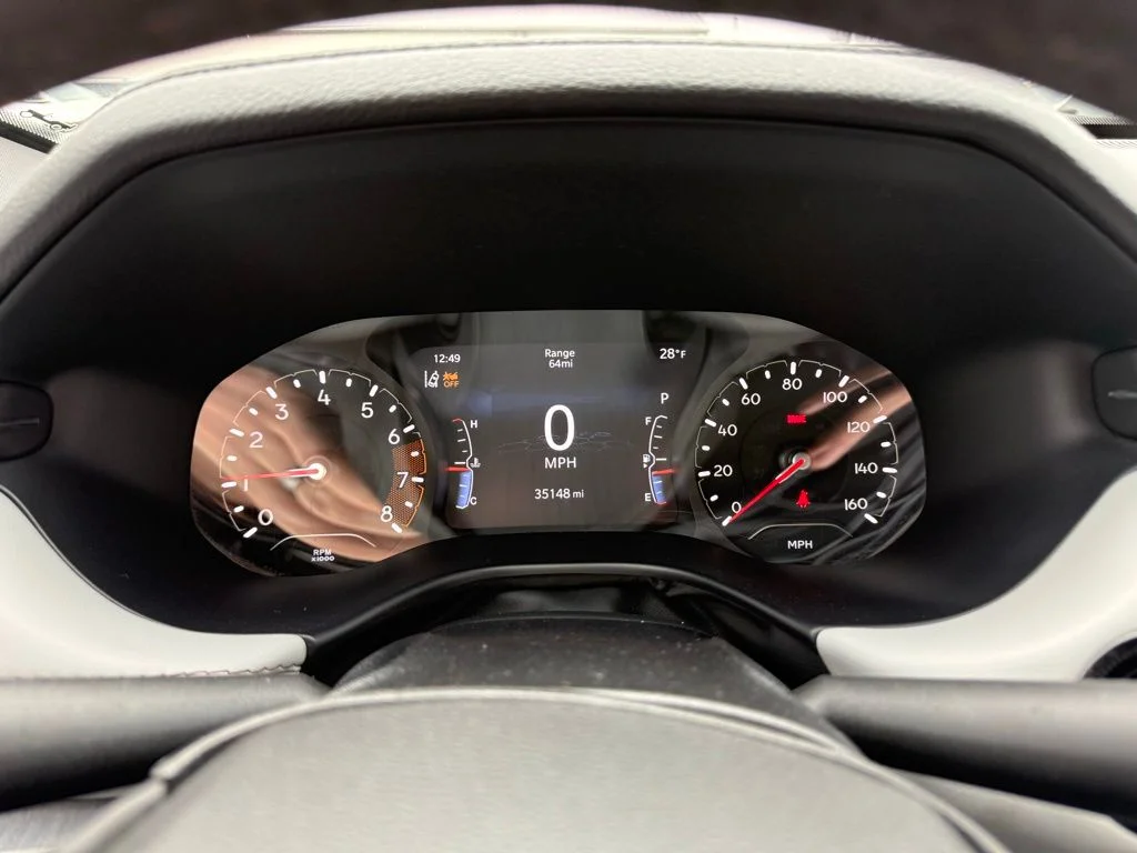 Used 2023 White Jeep Limited image 27