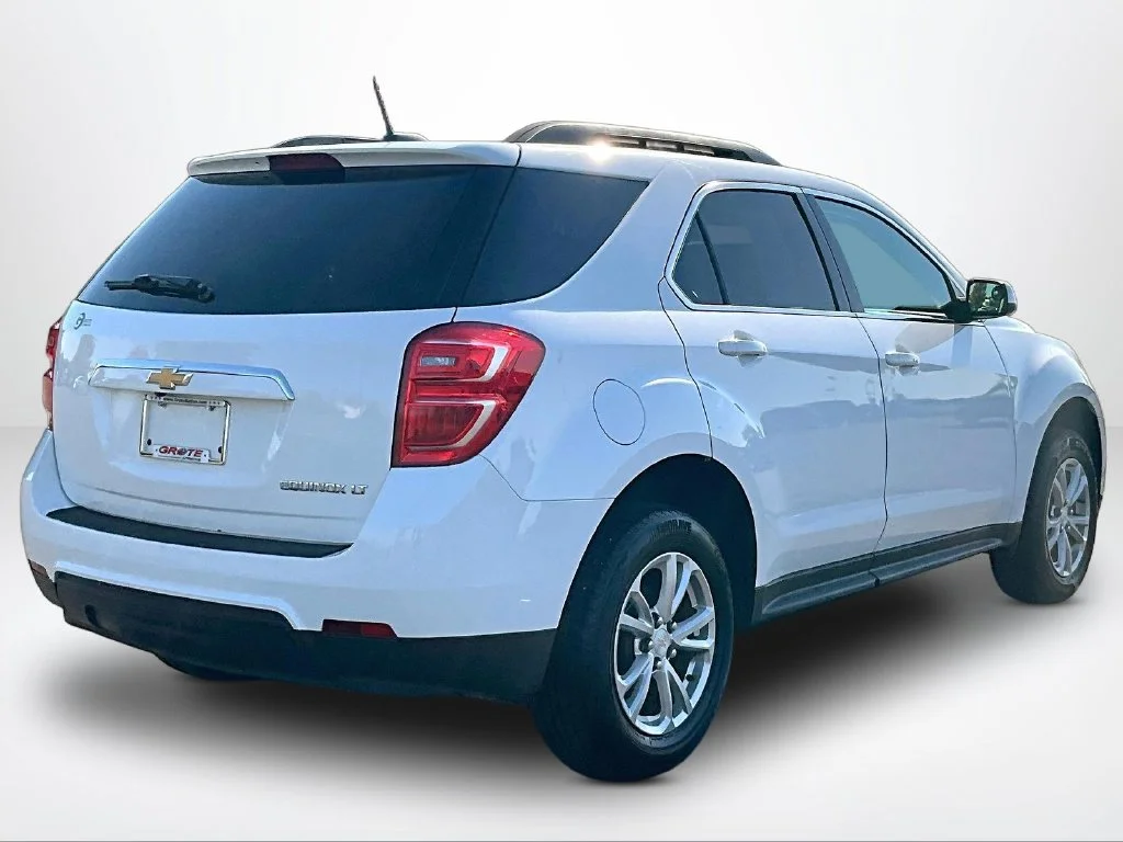 Used 2016 White Chevrolet LT image 2