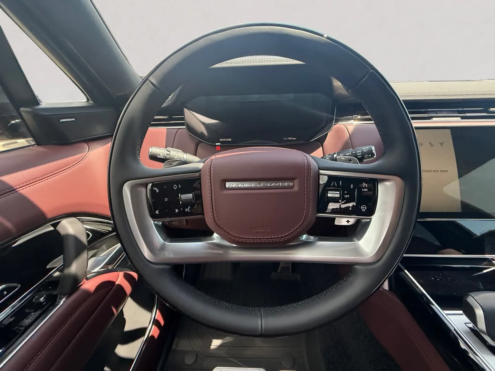 New 2026 Santorini Black Land Rover SE image 12