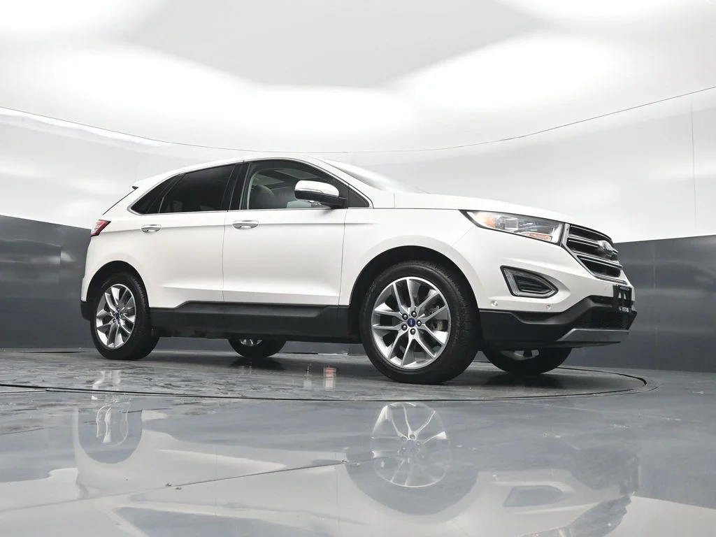 Used 2018 White Ford Titanium image 3