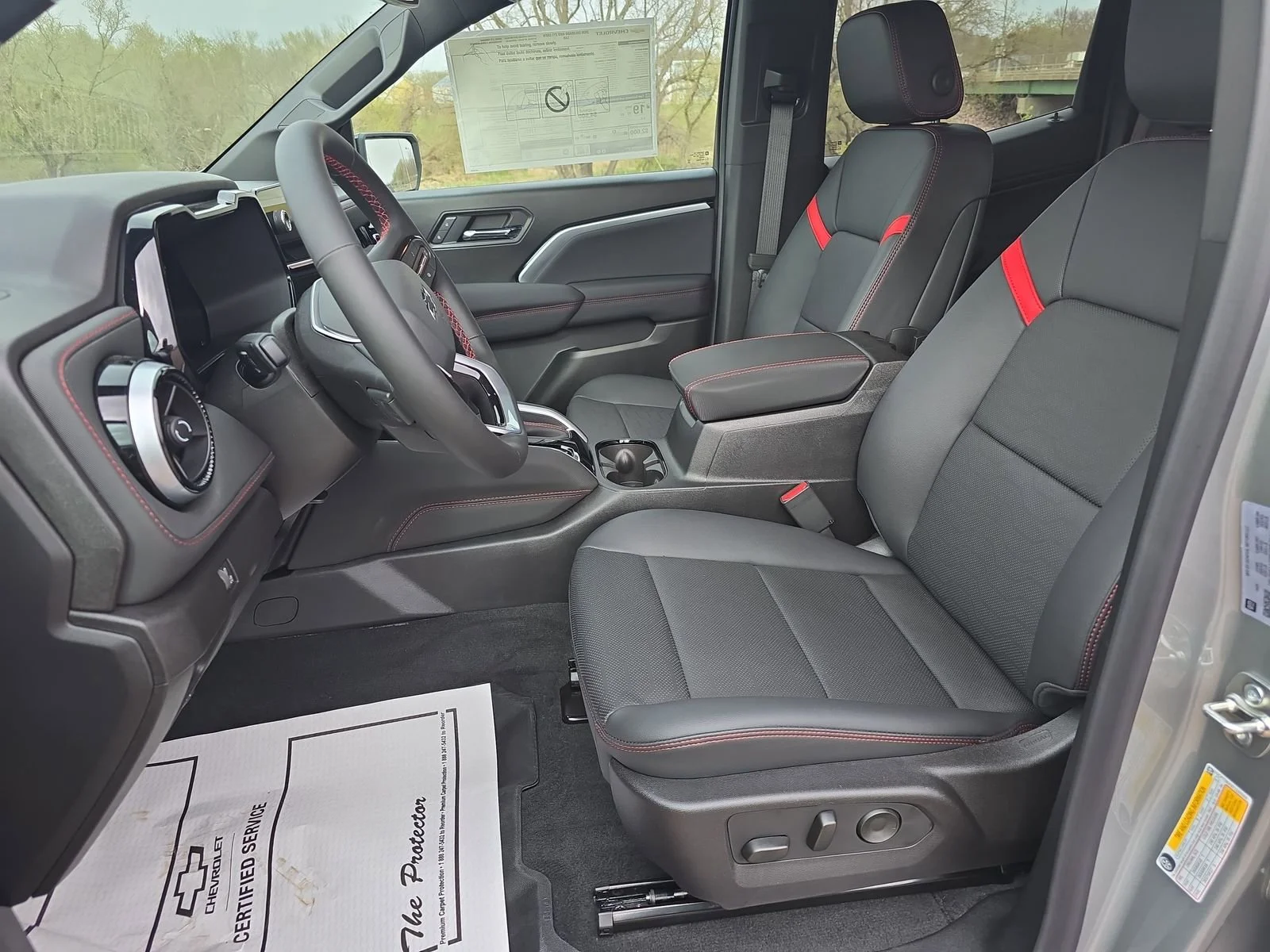 2026 Chevrolet Colorado Z71 - Photo 9