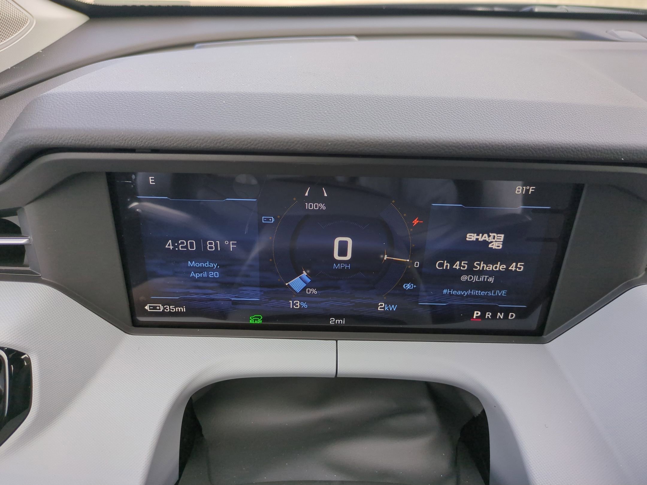 New 2027 Mosaic Black Metallic Chevrolet LT image 20