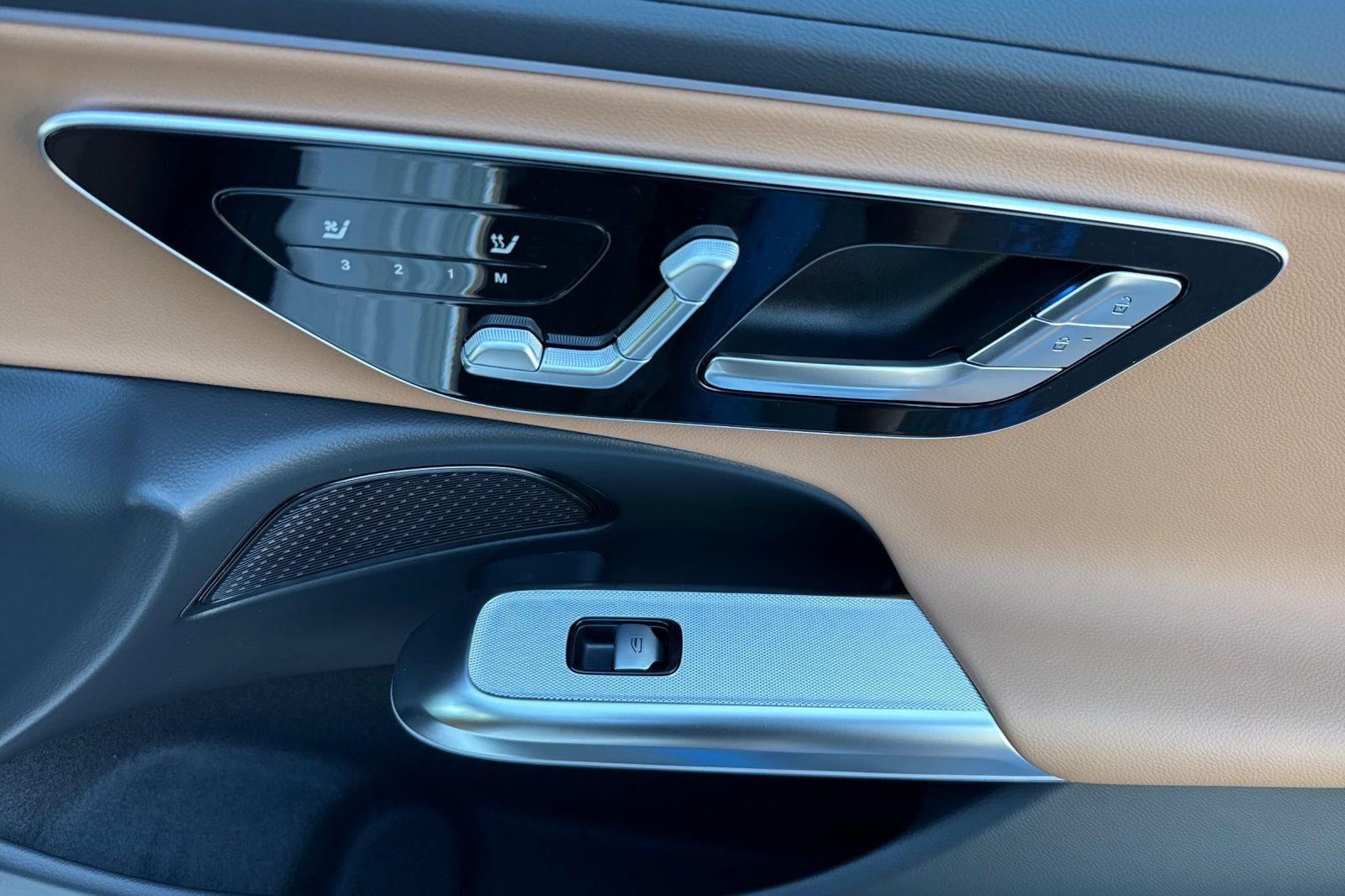 New 2026 Polar White Mercedes-Benz E 350 image 33