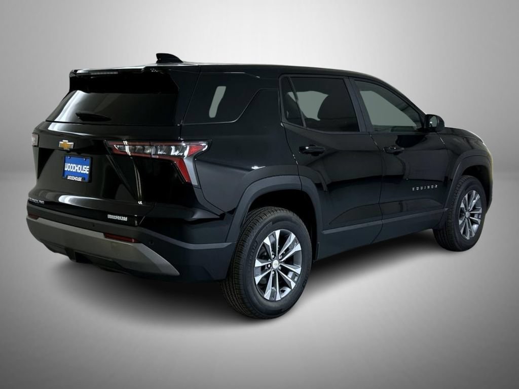 New 2027 Mosaic Black Metallic Chevrolet LT image 5