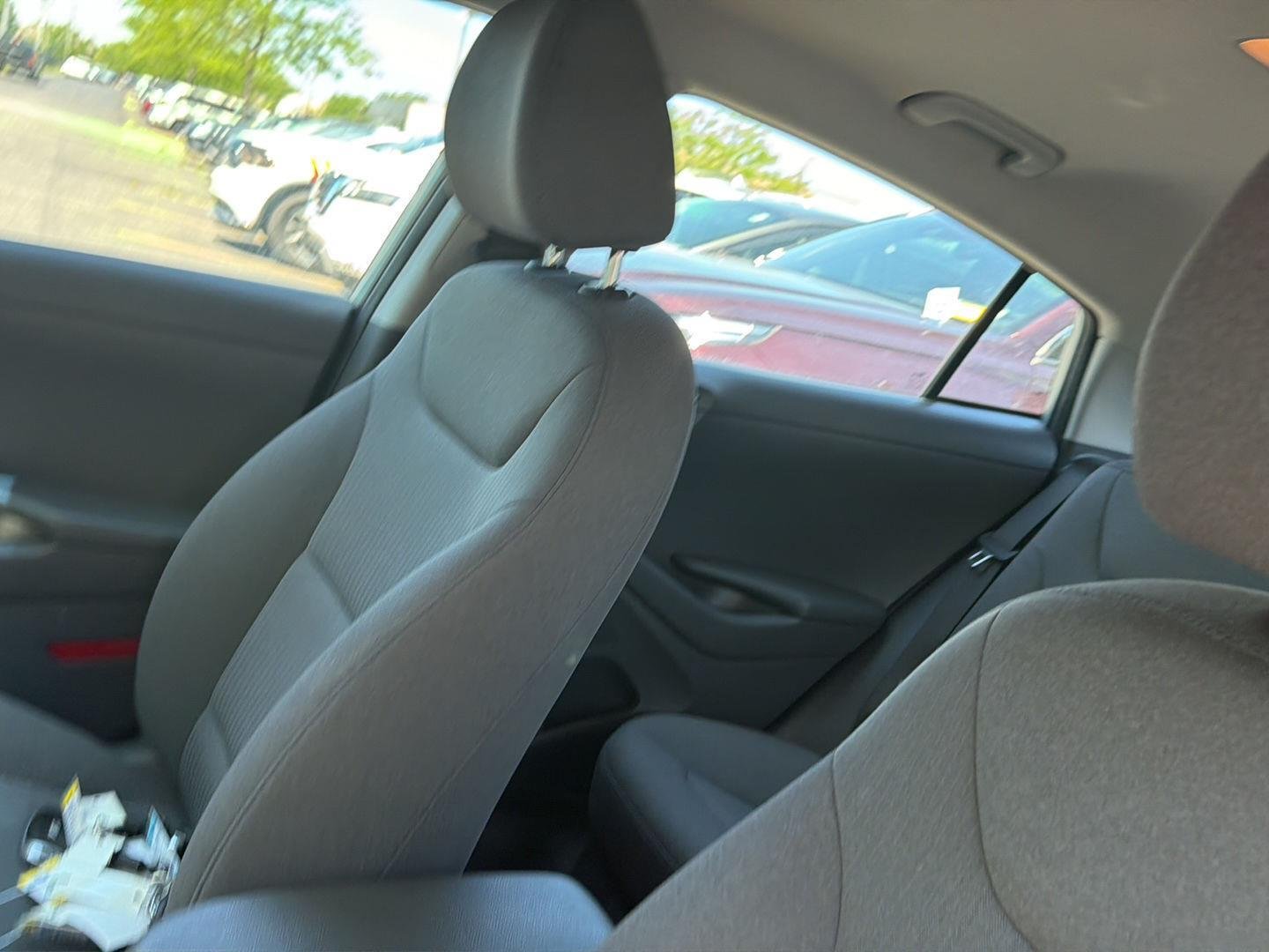 Used 2020 Stellar Silver Hyundai SEL image 8