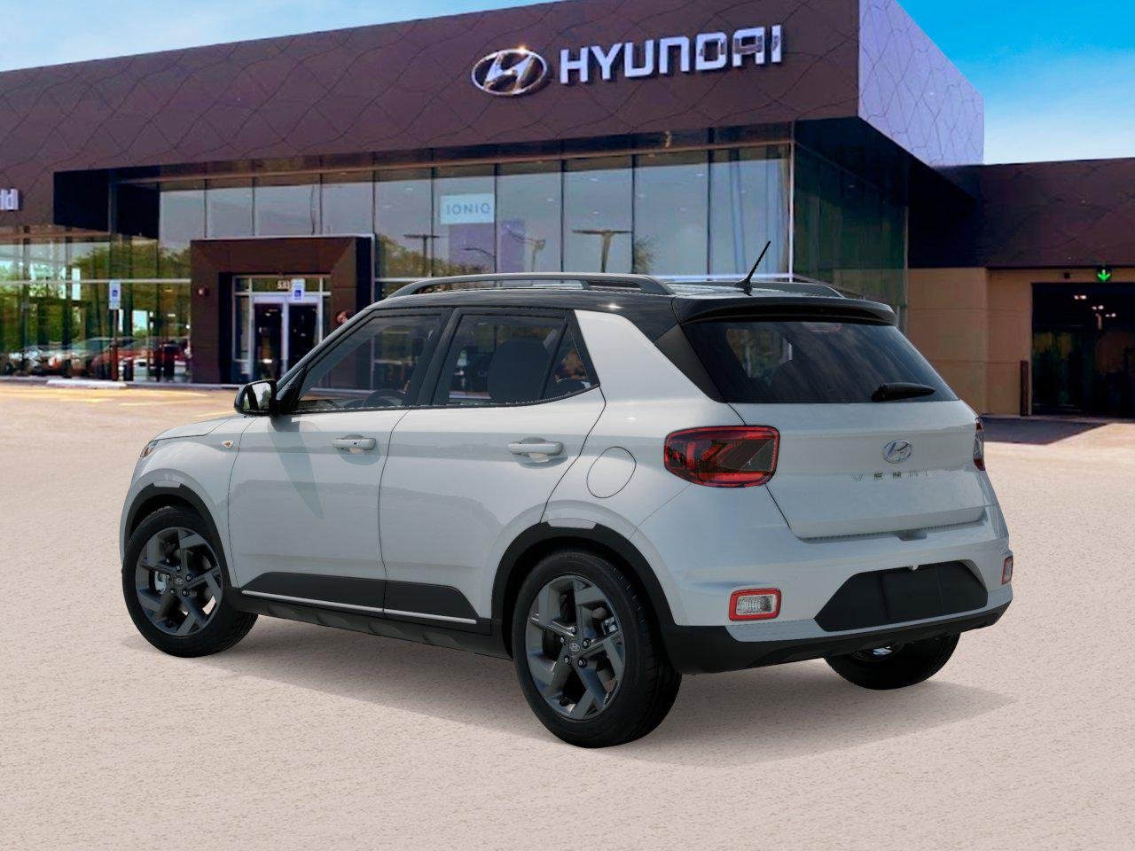 New 2026 Lunar White w/Black Roof Hyundai SEL w/Two-Tone Roof image 5
