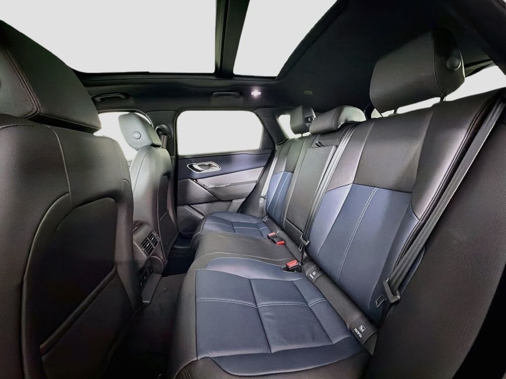 New 2026 Fuji White Land Rover S image 26