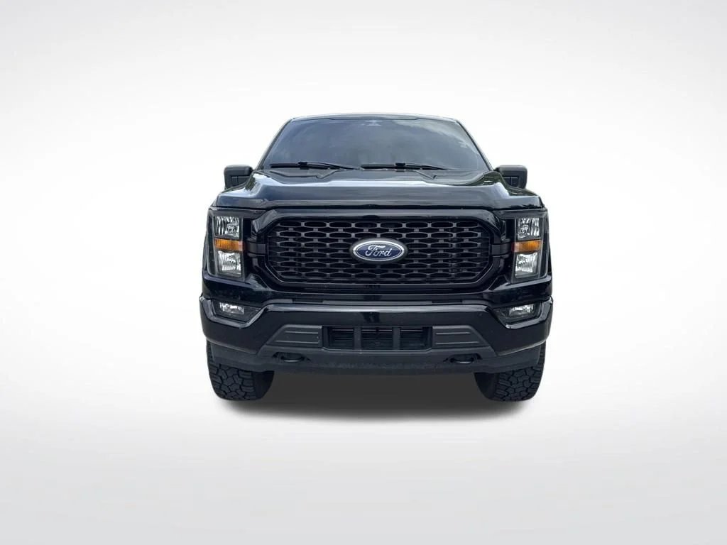 Used 2023 Black Metallic Ford XL image 3