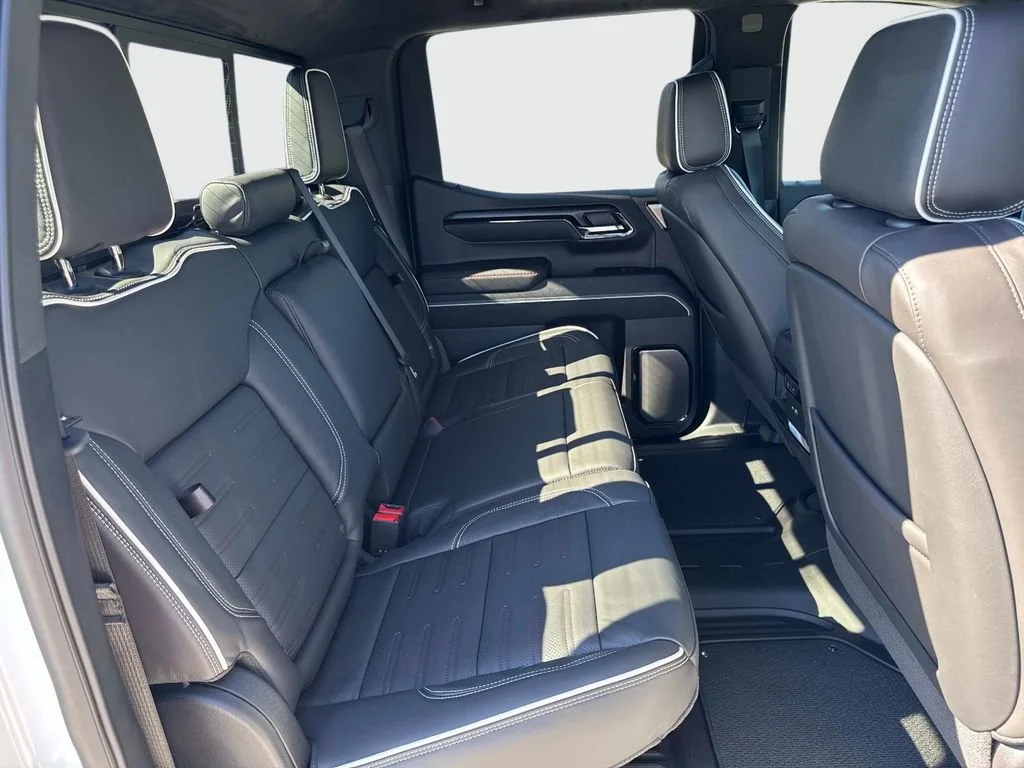 New 2026 Summit White GMC AT4X image 23