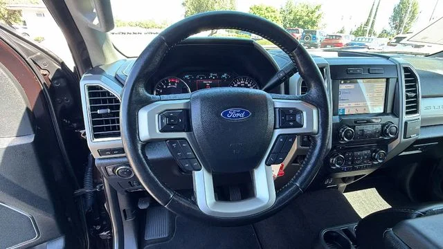 Used 2018  Ford  image 27