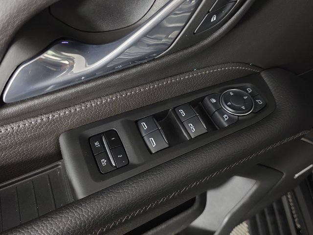 Used 2024 Onyx Black GMC Denali image 25