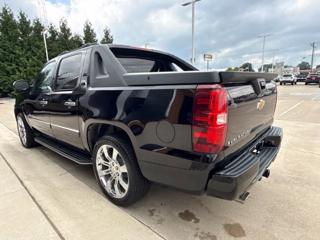 Used 2011 Black Chevrolet LTZ image 12