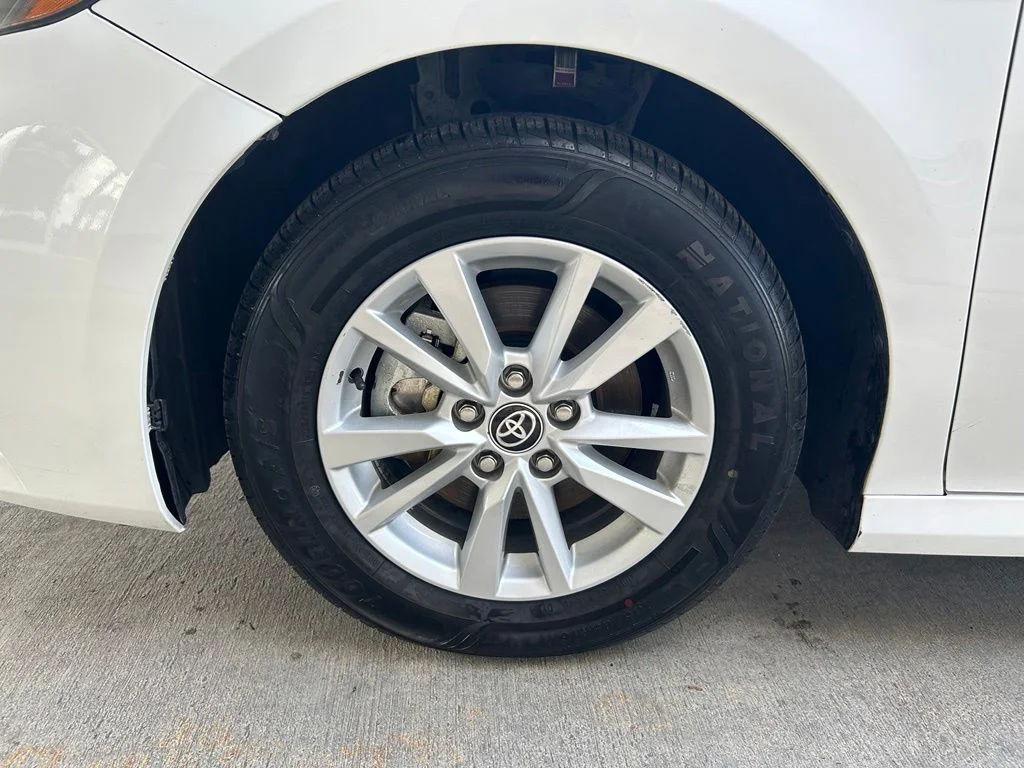 Used 2025 White Toyota LE image 13