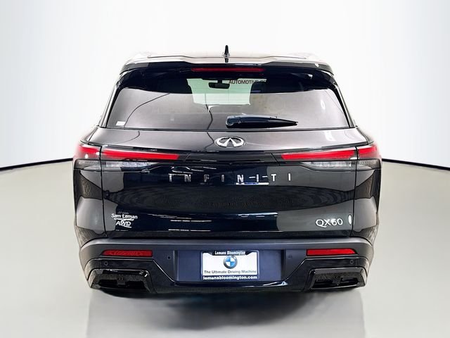 Used 2023 Mineral INFINITI LUXE image 6