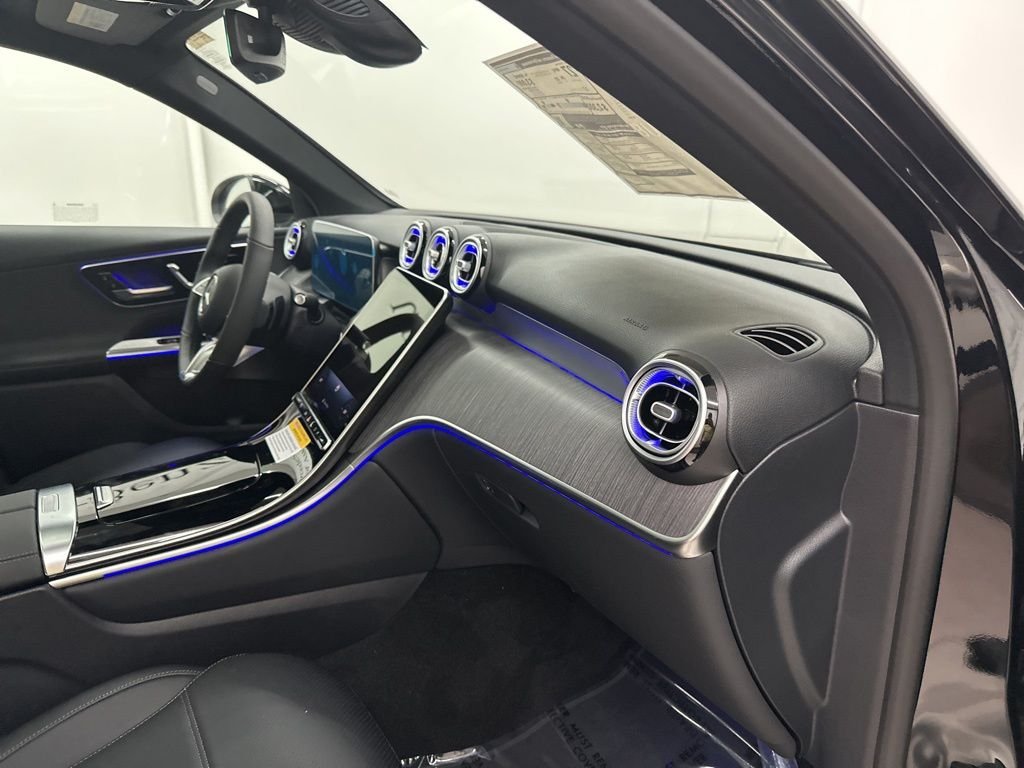 New 2026 Black Mercedes-Benz GLC 300 image 26