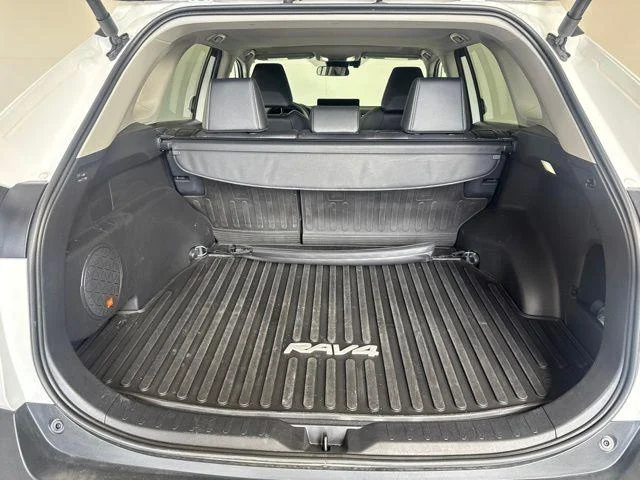 Certified Used 2024 WIND CHILL PEARL Toyota  image 21