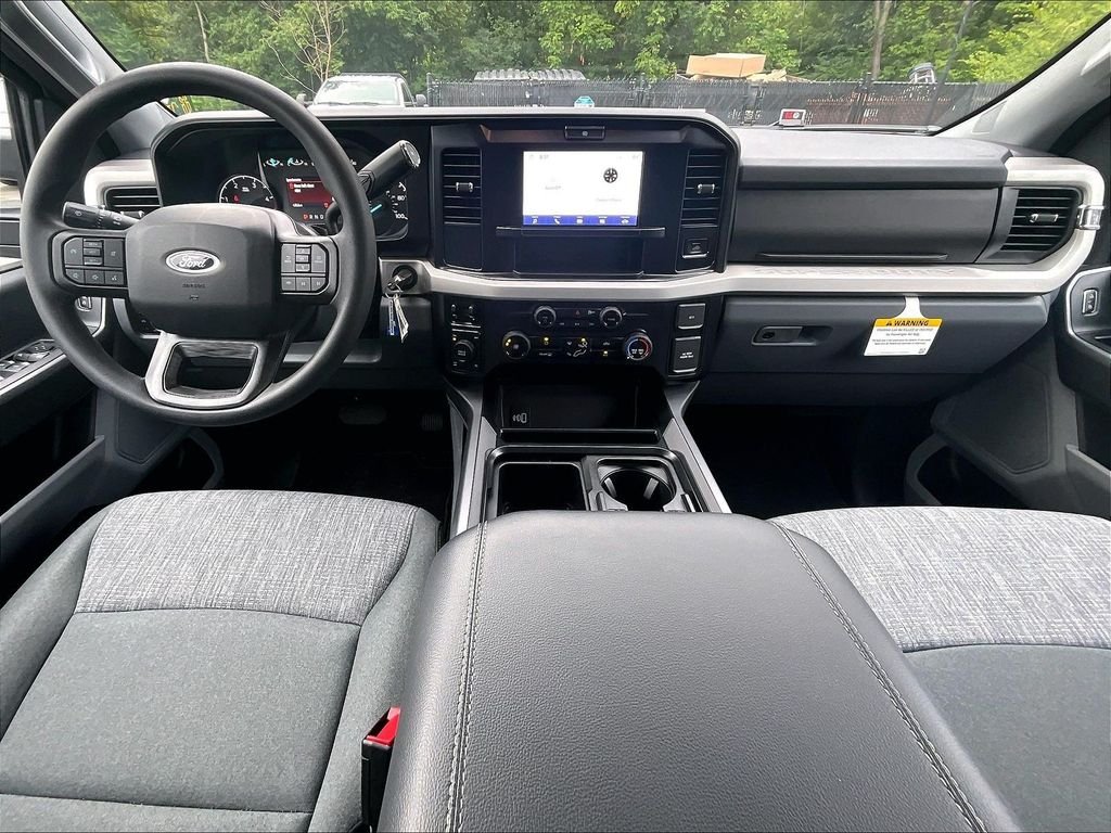 New 2026 Avalanche Ford XLT image 6