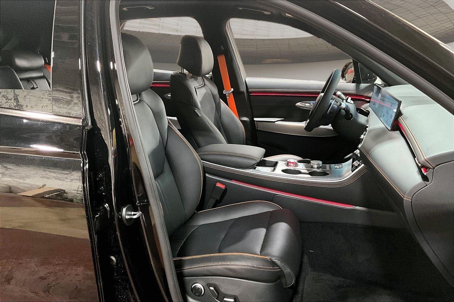 New 2026 Vik Black Genesis 2.5T SPORT PRESTIGE image 12