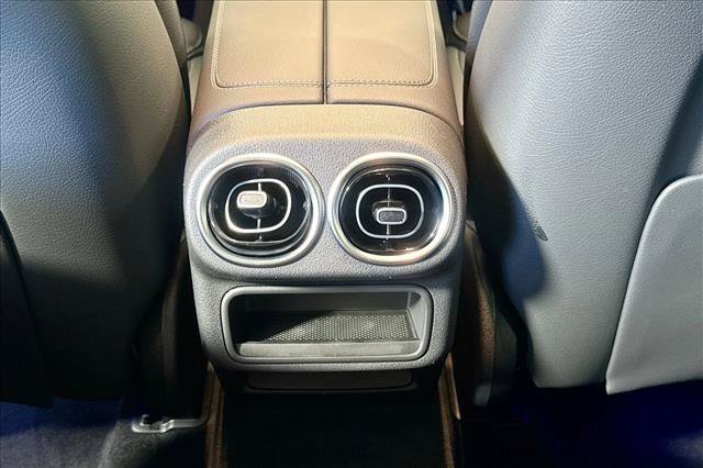 New 2026 Black Mercedes-Benz GLC 300 image 53