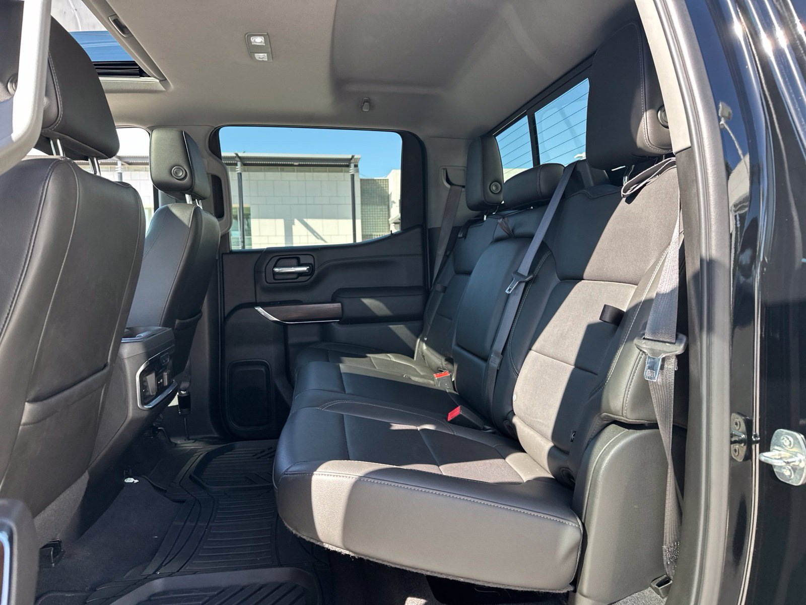 Used 2019 Onyx Black GMC SLT image 11