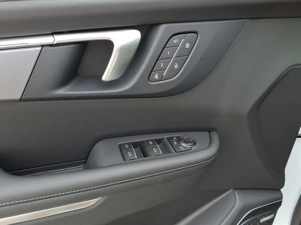 2026 Buick Enclave Sport Touring - Photo 11