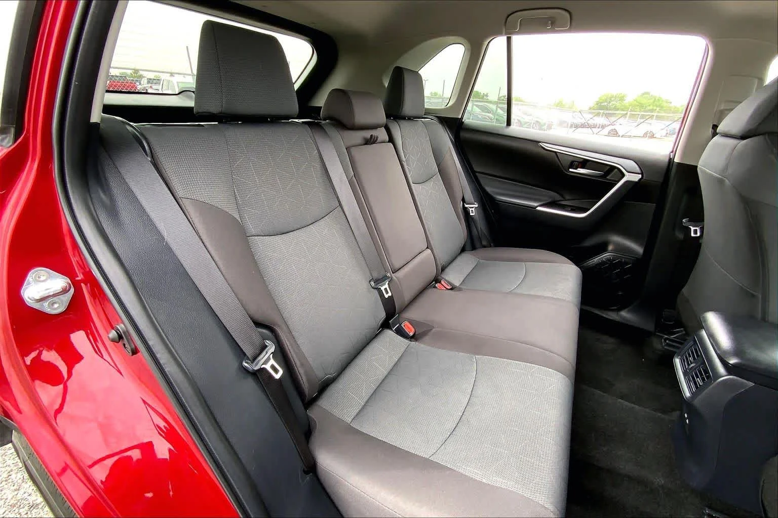 Used 2025 Ruby Flare Pearl Toyota XLE image 19