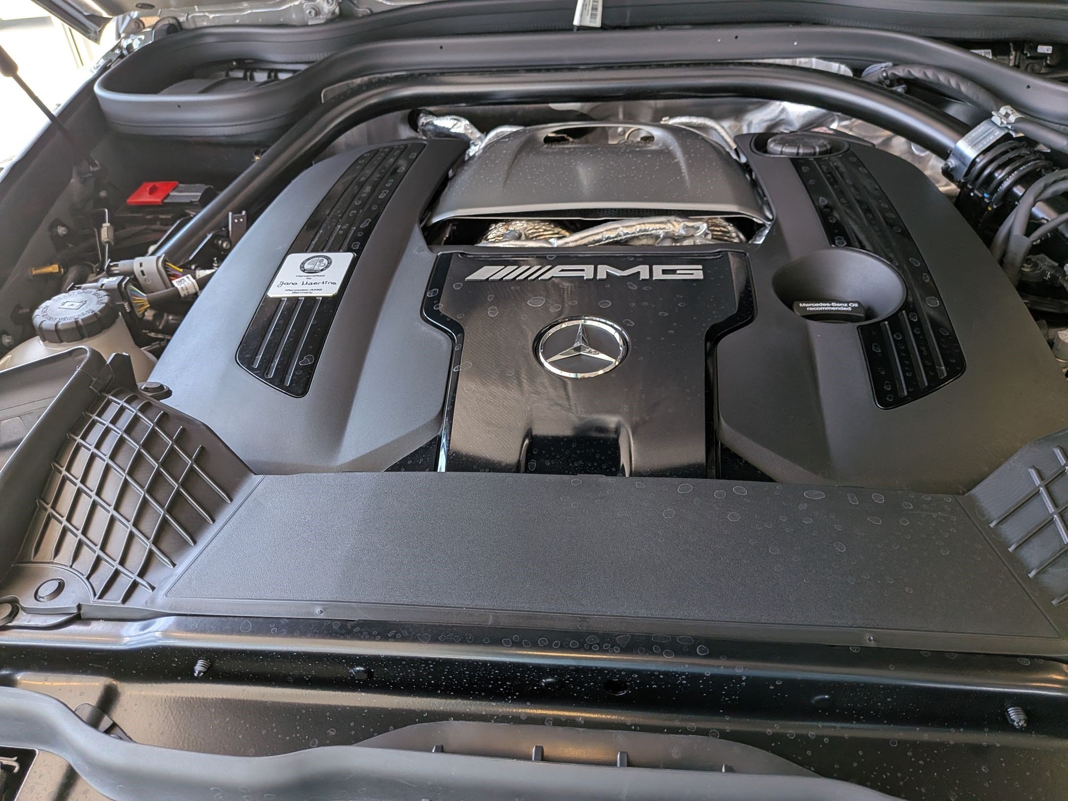 New 2027 MANUFAKTUR Arabian Grey Non- Metallic Mercedes-Benz AMG® G 63 SUV image 87