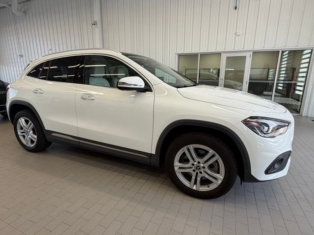 2023 Mercedes-Benz GLA Base
