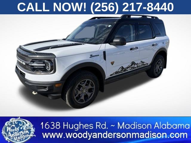 Used 2024 White Ford Badlands image 1