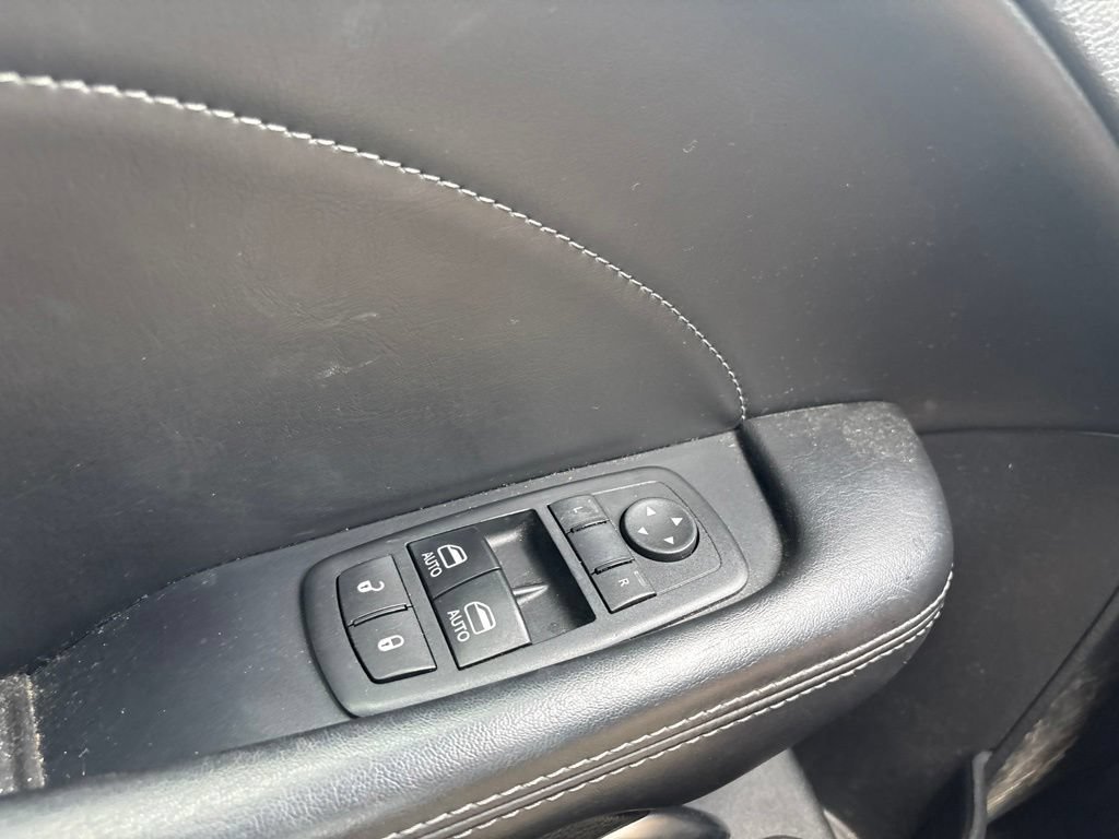 Used 2016 Bright White Clearcoat Dodge R/T Plus image 18