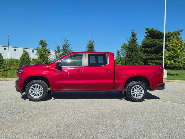 Used 2021 Red Chevrolet RST image 8