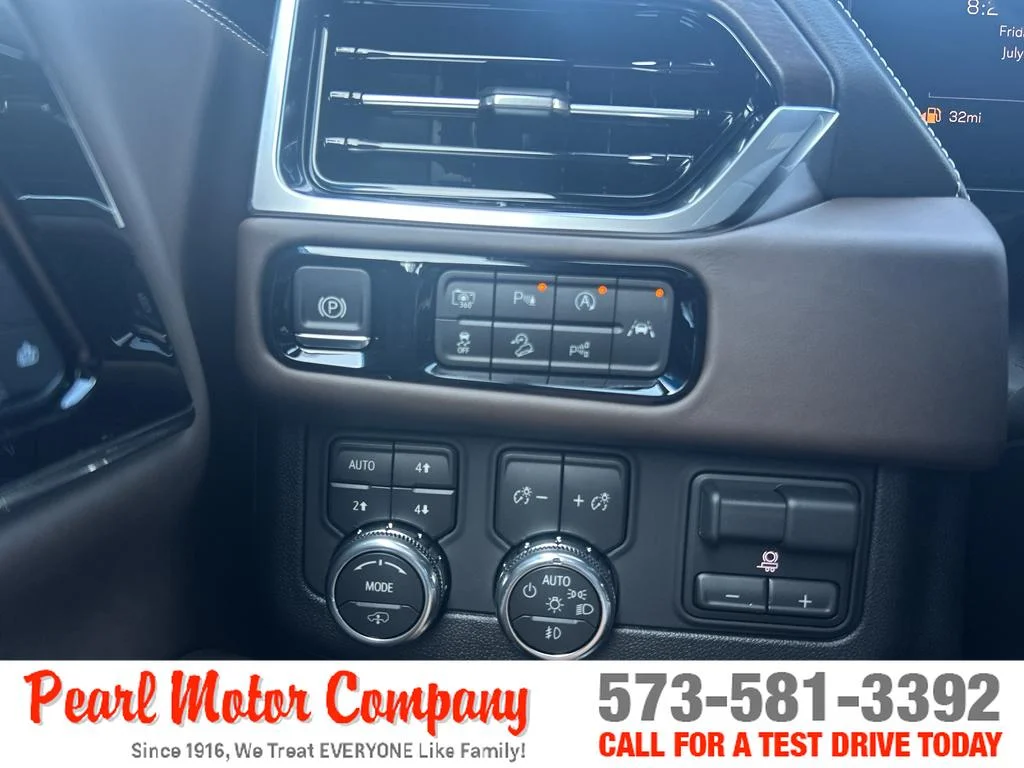2026 GMC Yukon Denali Ultimate - Photo 14