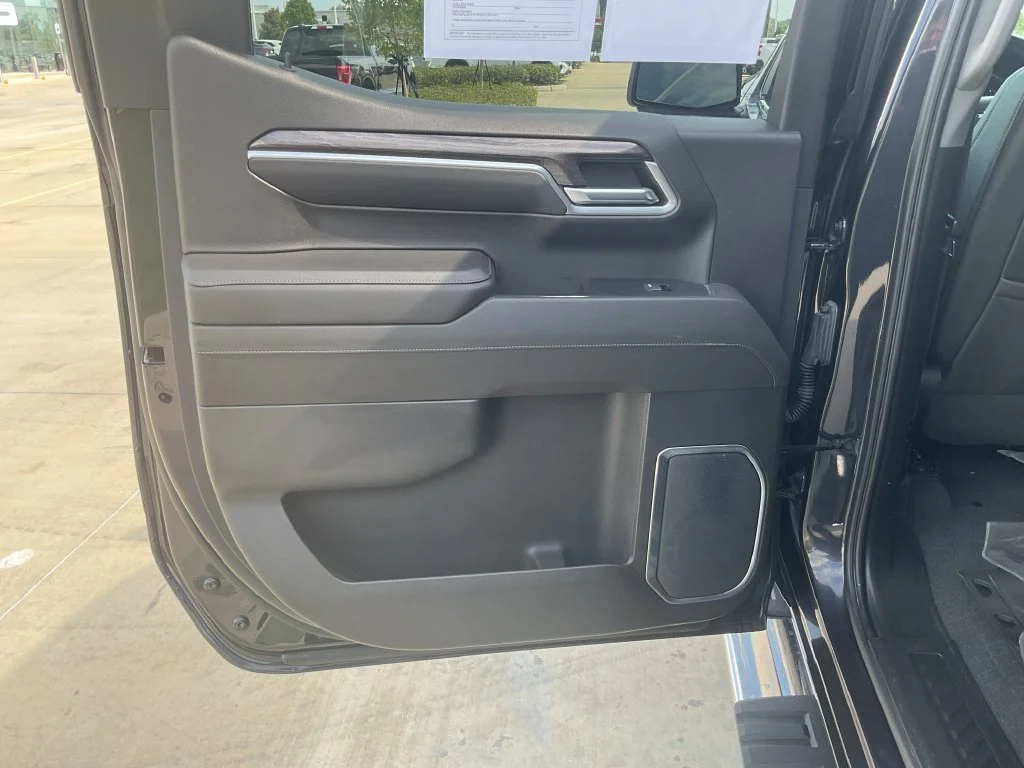 Used 2022 Gray Chevrolet LTZ image 12
