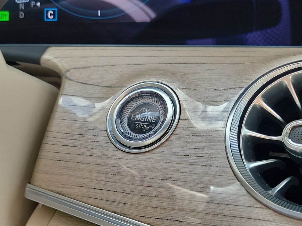 Certified Used 2023 MANUFAKTUR Moonlight White Mercedes-Benz E 450 image 29