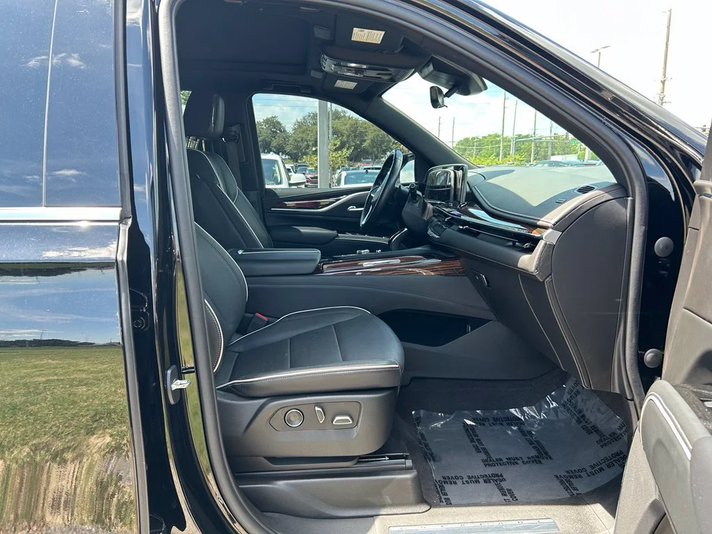 Used 2023 Black Raven Cadillac Premium Luxury image 41