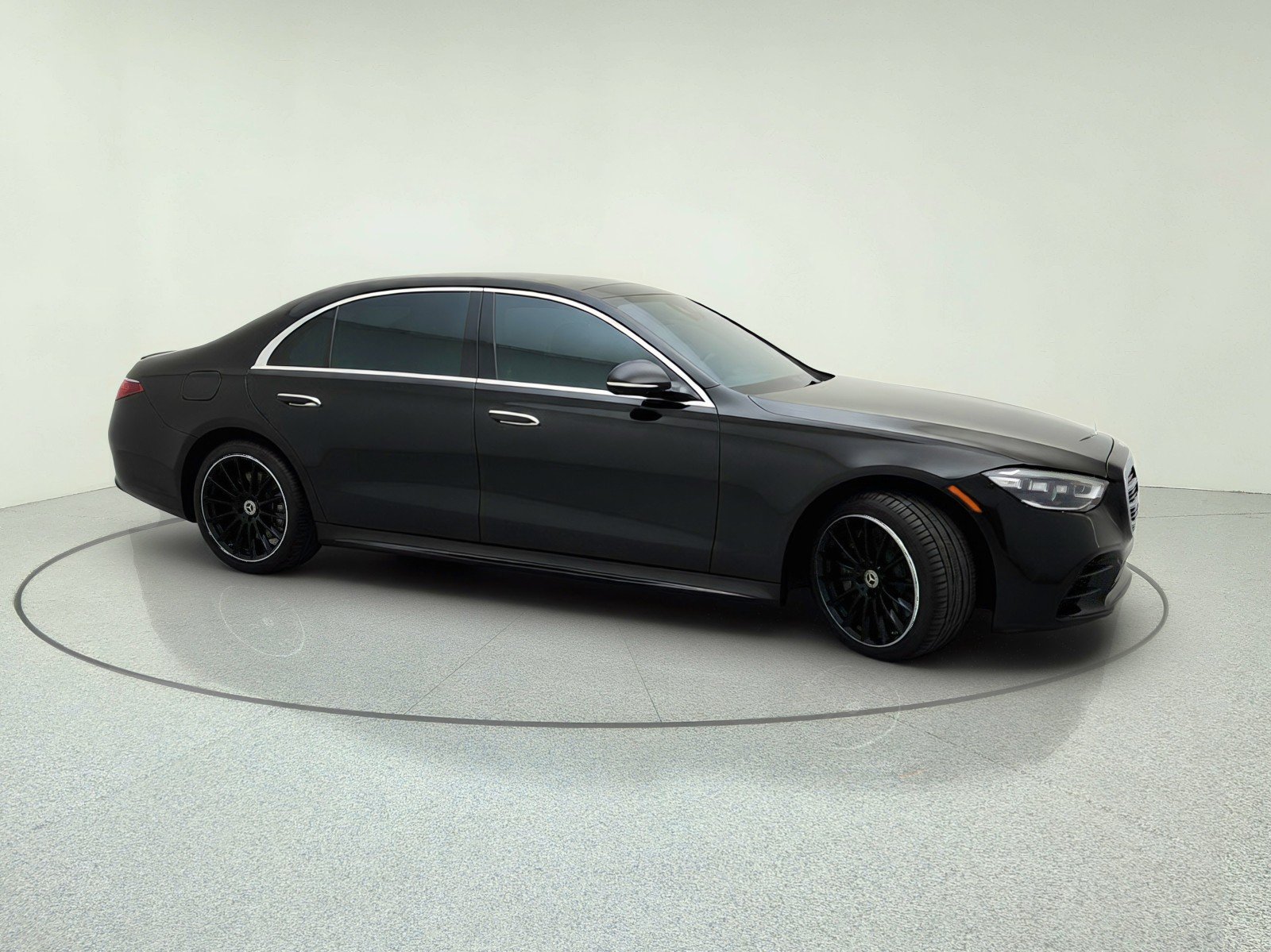 Certified Used 2022 Black Mercedes-Benz S 580 image 10