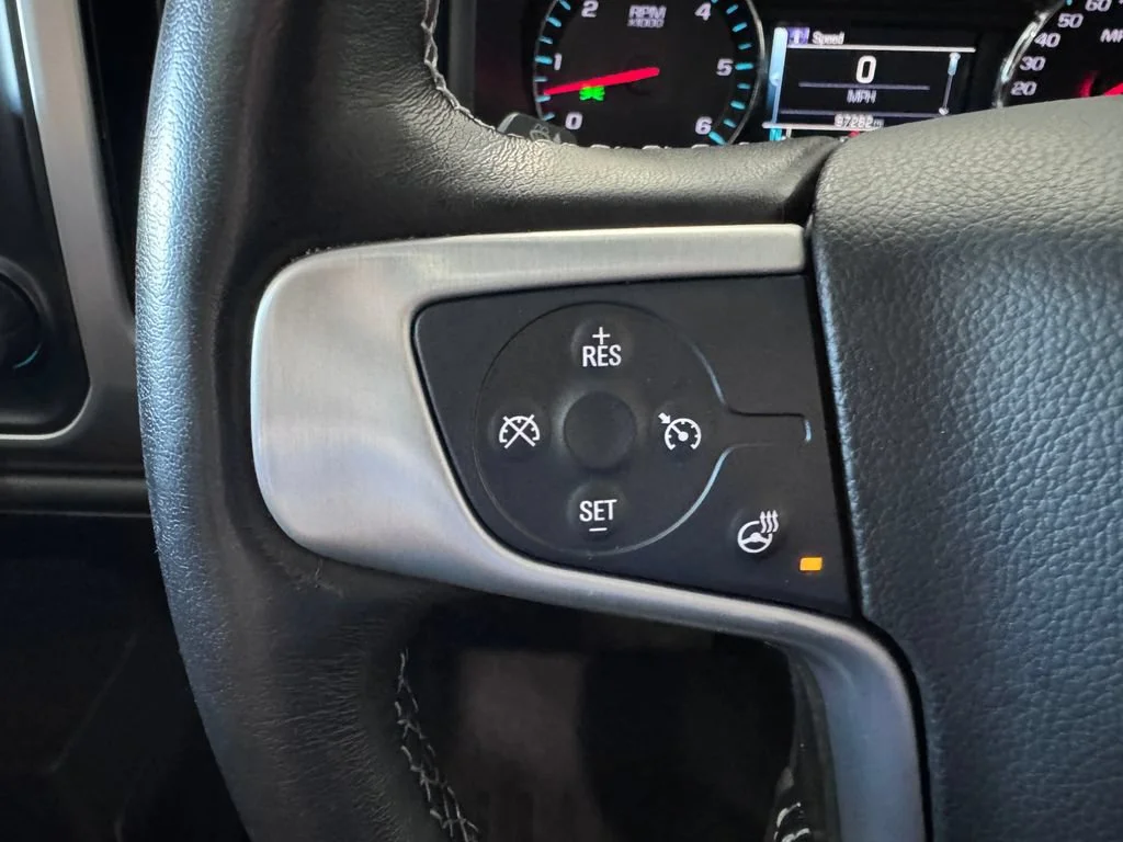 Used 2018 ONYX BLACK GMC SLT image 15