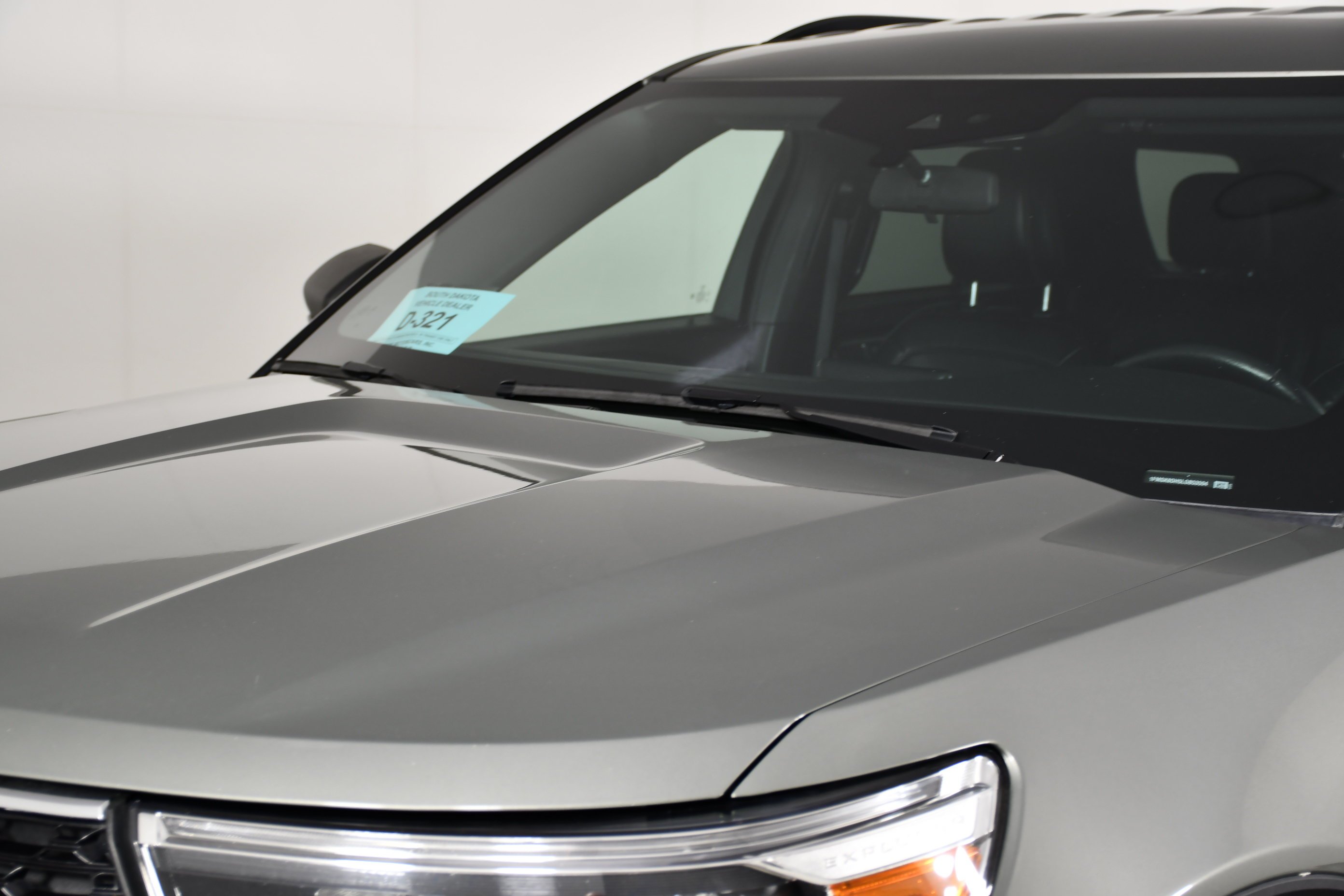 Used 2020 Silver Spruce Metallic Ford XLT image 12