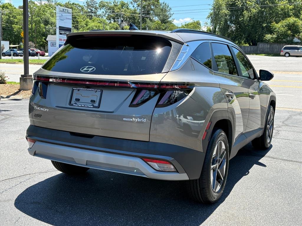 Certified Used 2025 Cashmere Bronze Hyundai SEL Convenience image 5