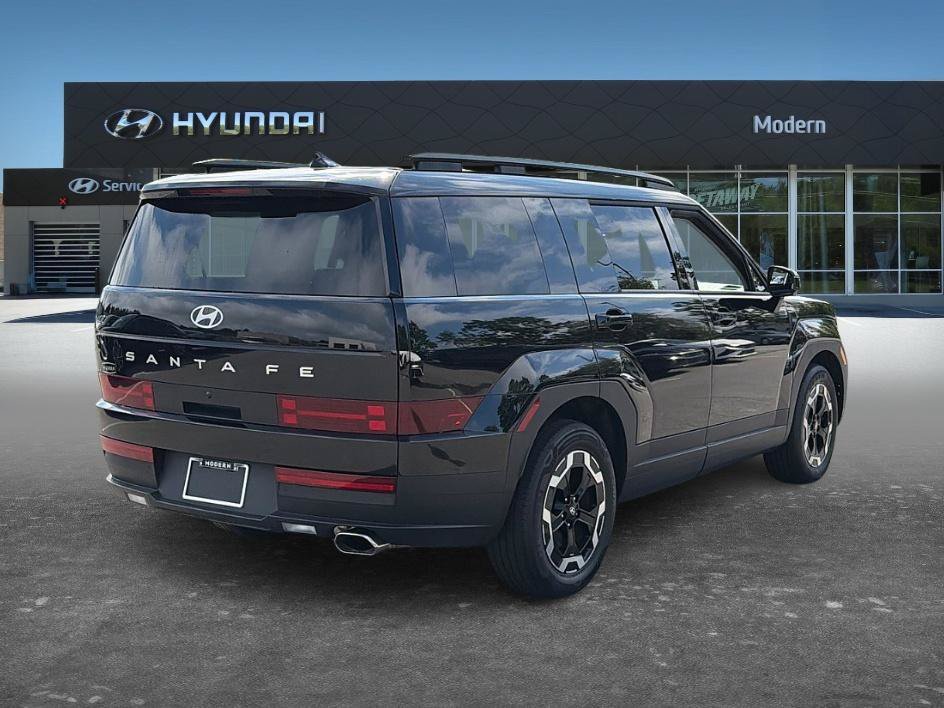 Used 2026 Phantom Black Hyundai SEL image 4