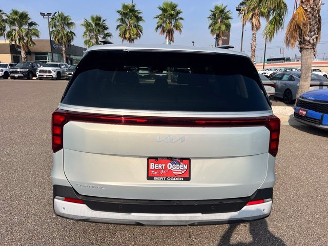 Used 2025 White Kia EX image 5